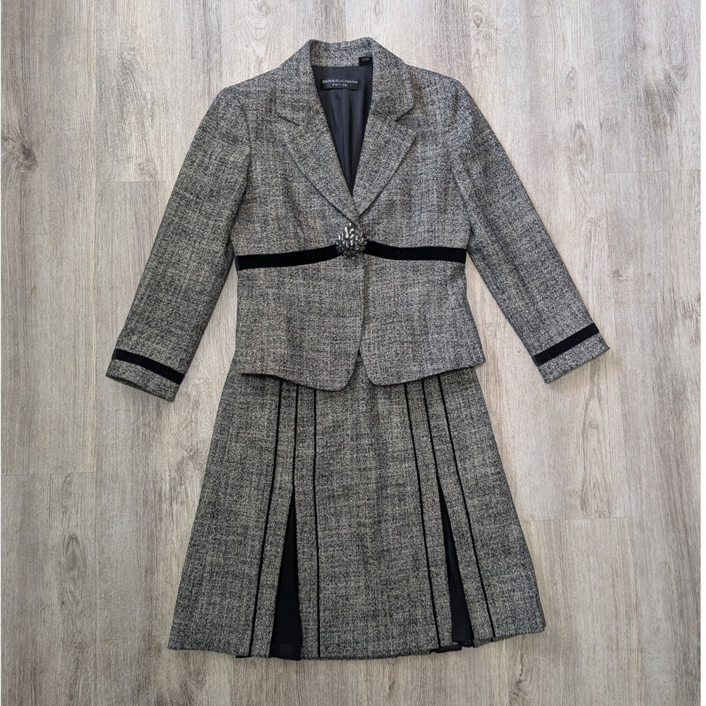 Dana Buchman Petite Tailored Professional Grey Wool Tweed Skirt Suit Set Size 6P
